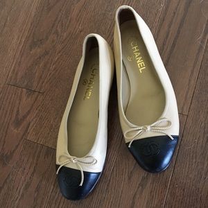 Chanel Cap Toe Flats